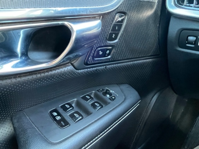 1572429-33 Volvo V90 D4 AWD Geartronic, 190hp, 2020
