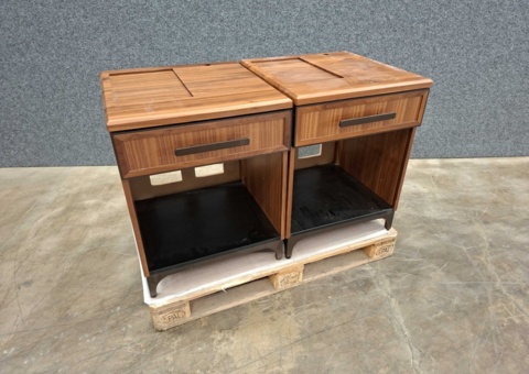2 chests of drawers/side tables