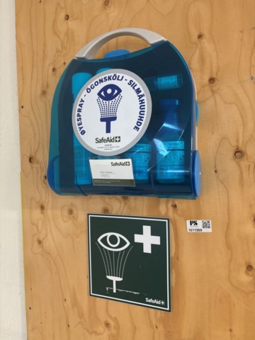 1511369-1 Ögonsköljstation - SafeAid
