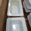 1570626-5 Plastkantiner vita