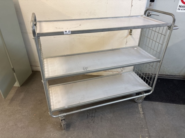 1511371-2 Hyllvagn med 3 st hyllplan