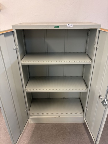 1511372-2 Förvaringsskåp i plåt - N.K.R.
