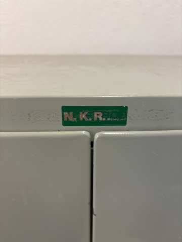 1511372-4 Förvaringsskåp i plåt - N.K.R.