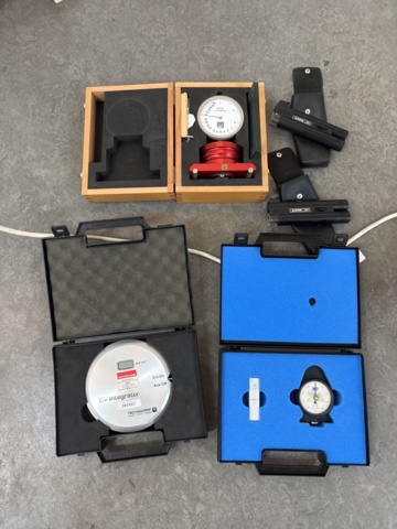1511377-14 Samling med mätinstrument - Technigraf / SST / Shore