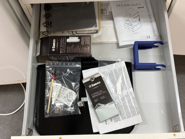 1511379-12 Espresso machine with accessories - Saeco Aulika Evo Office