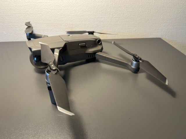 1572431-4 DJI Mavic 2 Pro