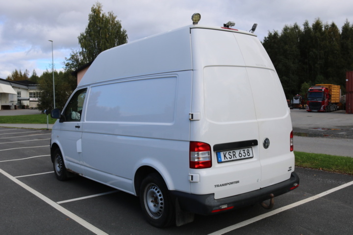 1515202-8 Volkswagen Transporter T30 2.0 TDI BMT 4Motion Manuell, 2015