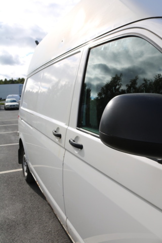 1515202-40 Volkswagen Transporter T30 2.0 TDI BMT 4Motion Manuell, 2015