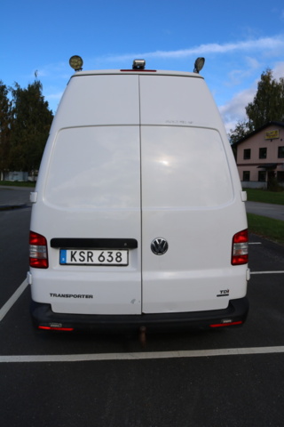 1515202-73 Volkswagen Transporter T30 2.0 TDI BMT 4Motion Manuell, 2015