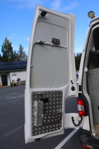 1515202-75 Volkswagen Transporter T30 2.0 TDI BMT 4Motion Manuell, 2015