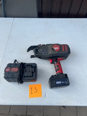 1572613-2 Tying machine with accessories - Senco Rebar Tying Tool 9VS2002N
