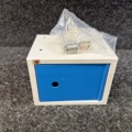 1572577-3 Värdefackskåp CUBE 150x200x150 mm, grå/blå