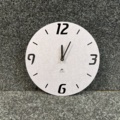 1572578-2 Väggklocka Rund Alba, ljusgrå