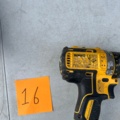 1572616-2 Screwdriver and impact drill with accessories - DeWalt