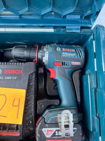 1572624-3 Skruvdragare med tillbehör - Bosch Professional GSR 18 V-EC FC2