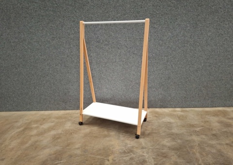 Klädställning på hjul 1 hyllplan 1500x950x420 mm