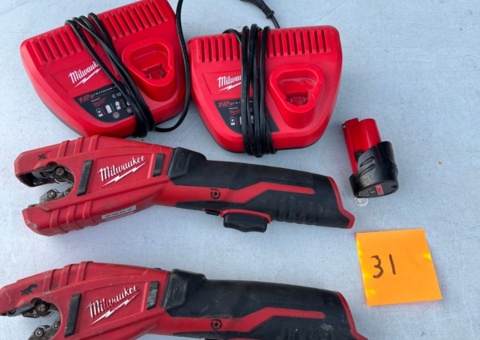 Röravskärare 2 st med tillbehör - Milwaukee C12 PC