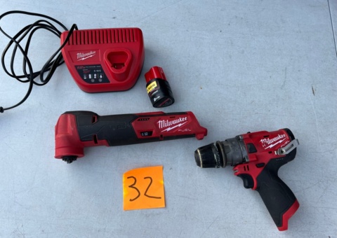 Multiverktyg och borrskruvdragare med tillbehör - Milwaukee M12 FMT / M12 FPDX