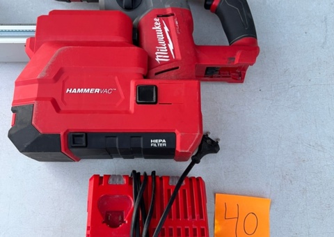 Slagborr med dammsugartillsats - Milwaukee M18 CHX