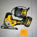 1572659-1 Sticksåg med tillbehör - DeWalt DCS335