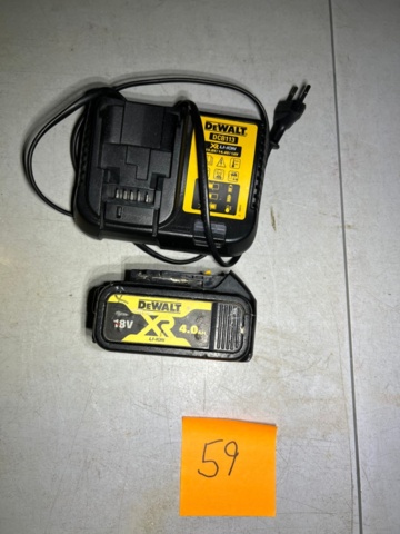 1572659-3 Sticksåg med tillbehör - DeWalt DCS335
