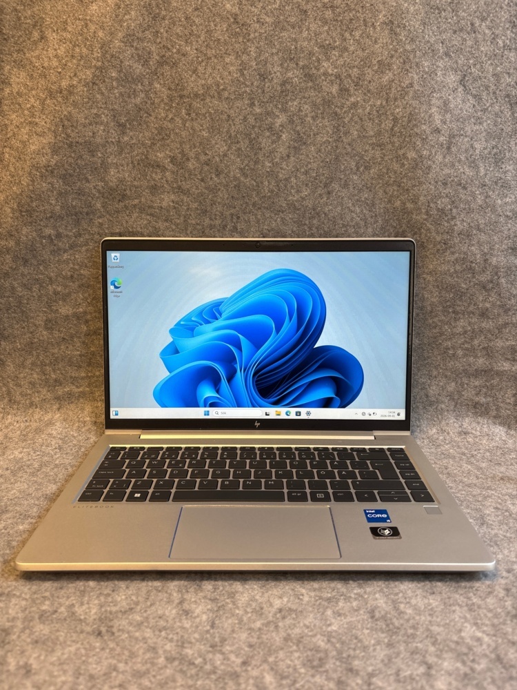 1529425-1 Laptop - HP EliteBook 640 G9