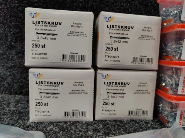 1572355-11 Strip screws, sheet metal screws, wood screws, joint nuts, etc.