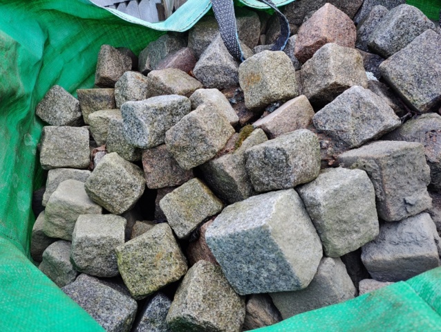 1091312-3 Gatsten Granit Bohusmix ca 7 m2