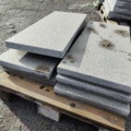 1091326-2 Granithällar Bohus grå 900x400x50 mm ca 2,44 m2