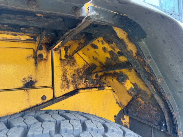 1573192-22 Volvo L120F wheel loader 2008 - New Bridgestone VSW 23.5R25