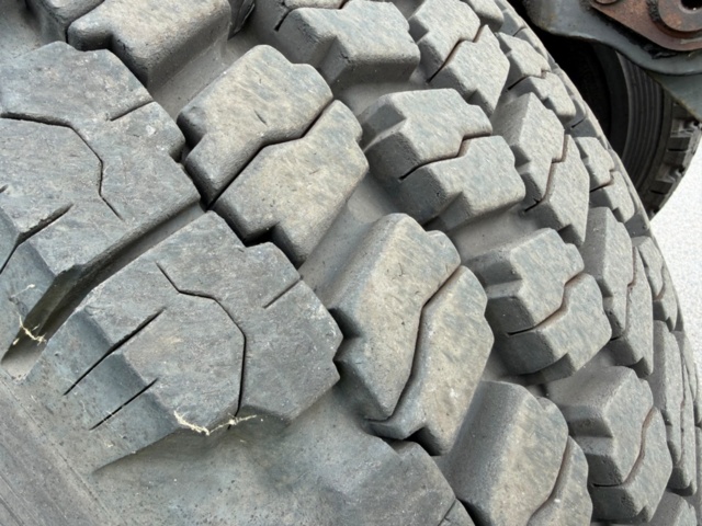 1573192-28 Volvo L120F wheel loader 2008 - New Bridgestone VSW 23.5R25