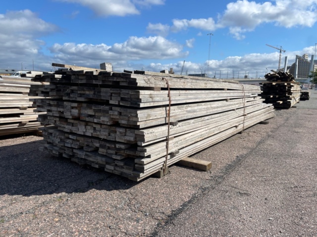 1571829-5 Planed wood 20×70 mm - approx. 500 pcs