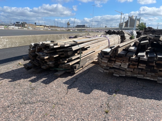 1571829-8 Planed wood 20×70 mm - approx. 500 pcs