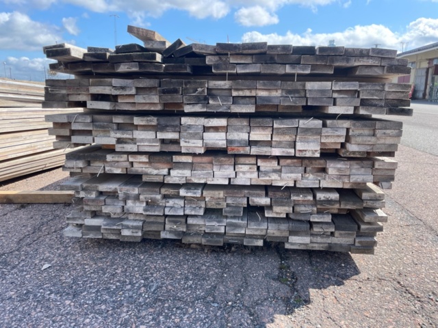 1571829-9 Planed wood 20×70 mm - approx. 500 pcs