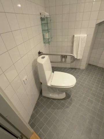 1491668-25 Complete interior design from hotel room (Room B01)
