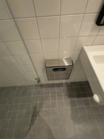 1491668-32 Complete interior design from hotel room (Room B01)