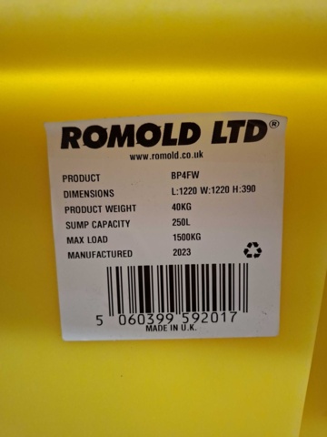 1573131-5 Fatpall för 4 fat, Romold LTD