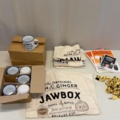1506004-4 Samling med Jawbox Gin muggar m.m