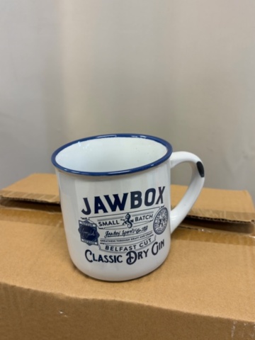1506004-2 Samling med Jawbox Gin muggar m.m