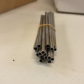 1506005-5 Samling med metallsugrör