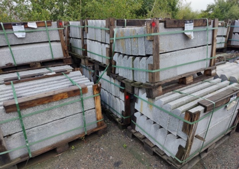 Granitkantsten RFF4 Rak Porto Grå 1100x100x300 mm ca 154 m