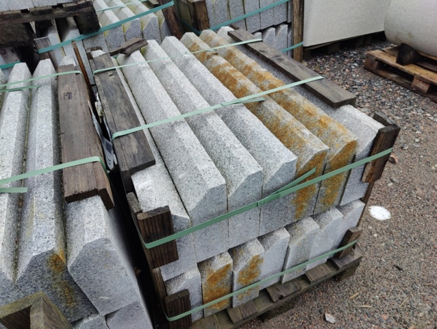 1573186-11 Granite curb stone RFF4 Straight Porto Gray 1100x100x300 mm approx. 77 m