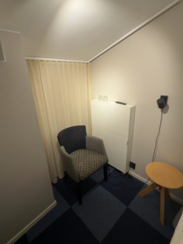 1491669-4 Complete interior design from hotel room (Room B011)