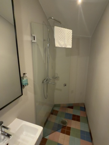 1491669-16 Complete interior design from hotel room (Room B011)