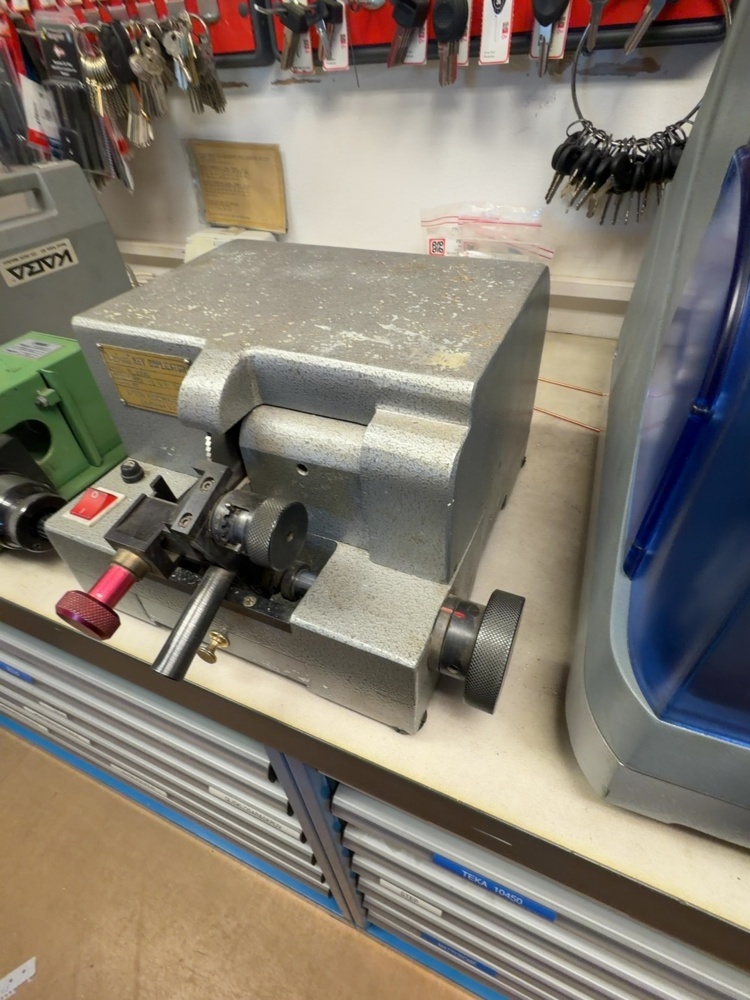 1491681-2 Nyckelduplikator - Baton BT-2760