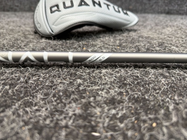 1575776-7 Callaway Quantum Max Hybrid 4HY