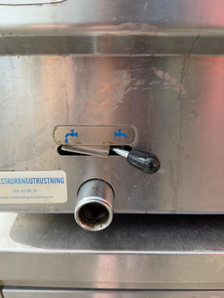 1422013-2 Water bath BM70E