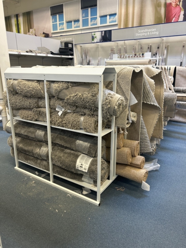 1486398-2 Shop fittings - Shelves