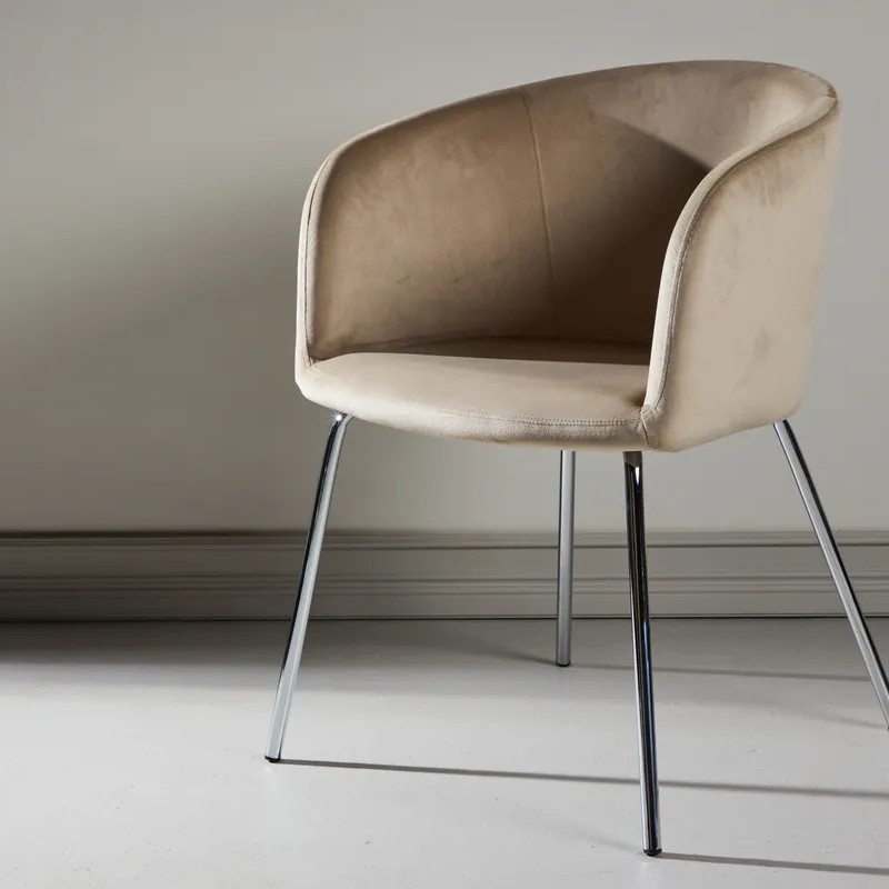 1570291-1 Matstolar 4st Beige