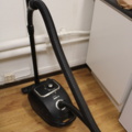 1575844-2 Street talkers and vacuum cleaners
